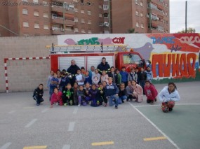 CASALARGA - Visita de los bomberos al colegio 6